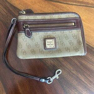 Dooney & Bourke Wristlet